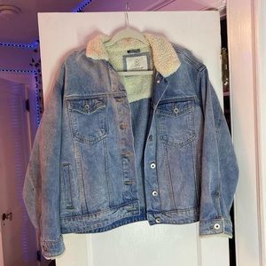 Light wash fleece denim cropped jacket